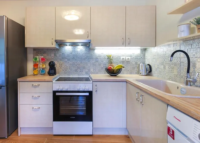 Irene ヴィラ Zóla