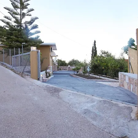 Irene Βίλα Ζόλα